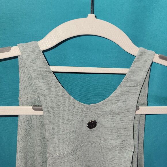 Prana Womens Medium Sleeveless Athletic Tank Top Gray Lightweight Stretch Fabric - Picture 7 of 7